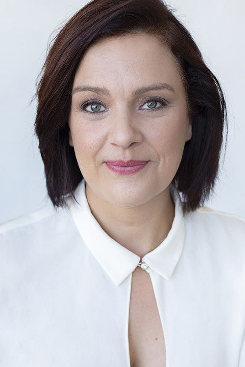 Julie Roussel as Karène Conventum