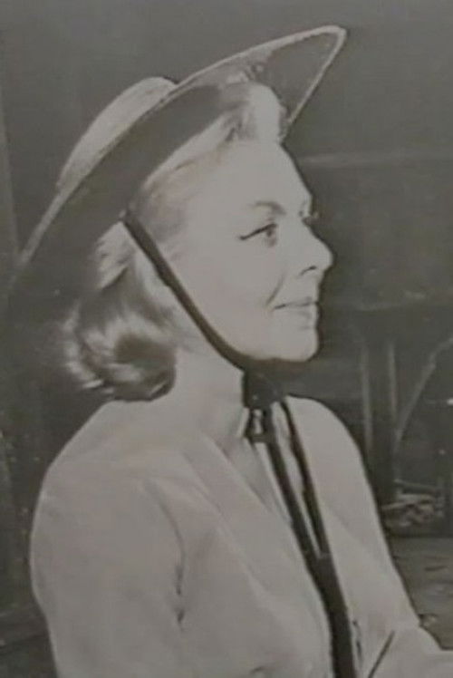 Marcela Rusu as Irina