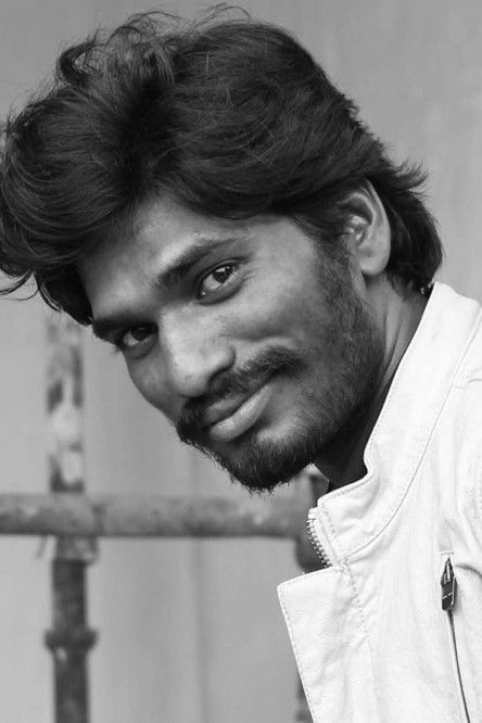 Kailash Waghmare as Danaji Pandhare