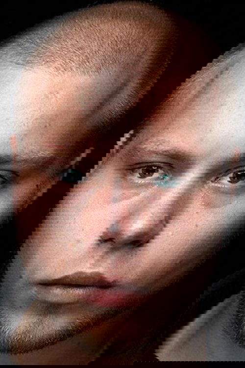 Roman Vorontsov as Roma, guard