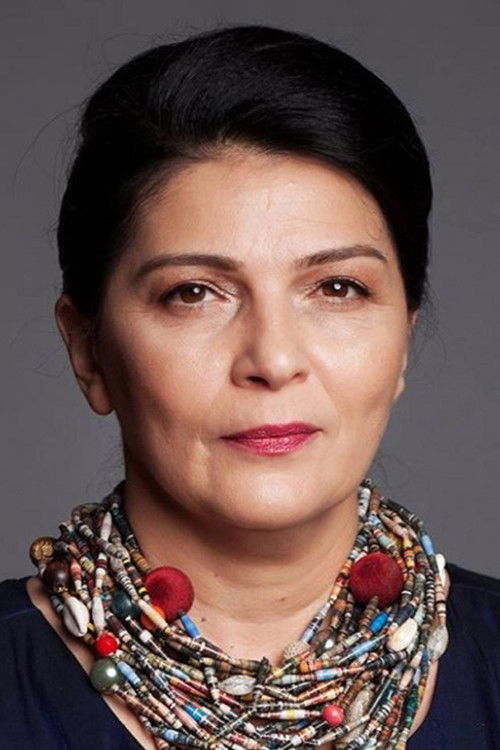 Ia Shugliashvili as Manana