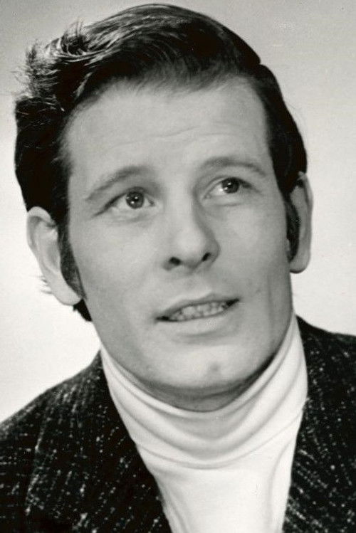 Jaak Tamleht as Commander