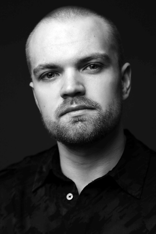 Willjam Lempling as Victor