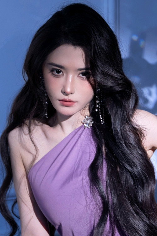 Che Qian Yun as Xia Lin