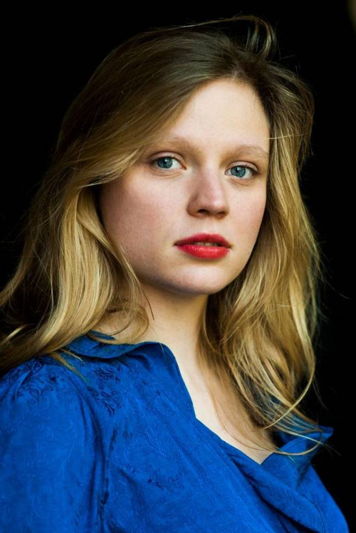 Edda Lina Janz as Bärbel