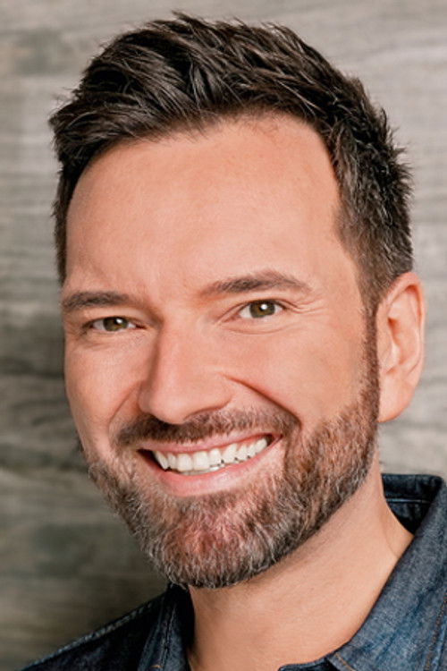 Ingo Nommsen as Host