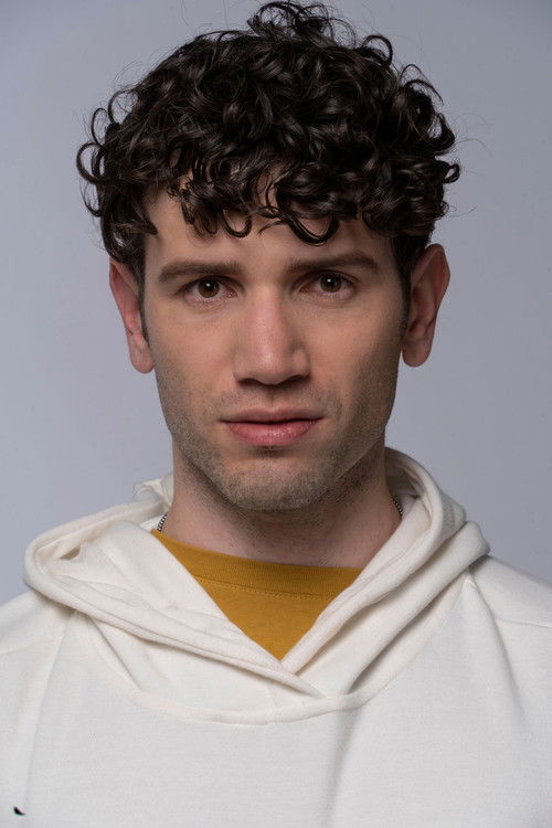 Julián Delgado as Grillo