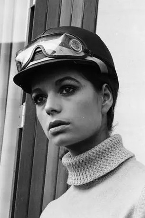 Isabelle De Funès as La muette