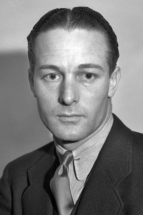 Hal Le Sueur as Polly's Admirer (uncredited)