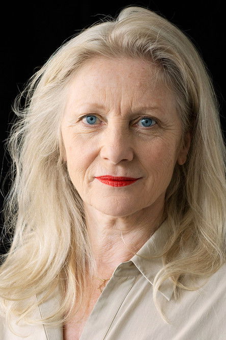 Esther Gemsch as Sieglinde