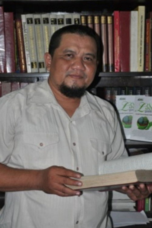 Sofyan D. Surza as Bang Ali