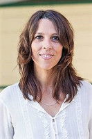 Mercedes Resino as Batería