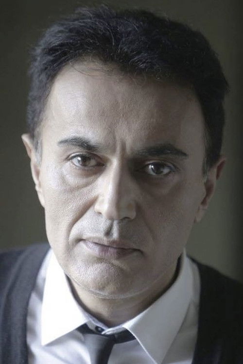 Firdovsi Atakishiyev as Hakim