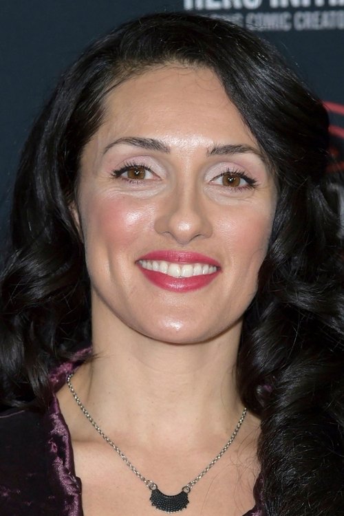 Mirelly Taylor as Valerie