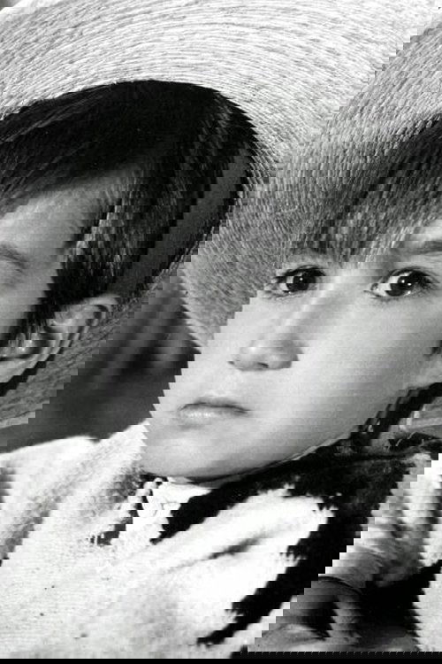 Cesáreo Quezadas 'Pulgarcito' as Pedro