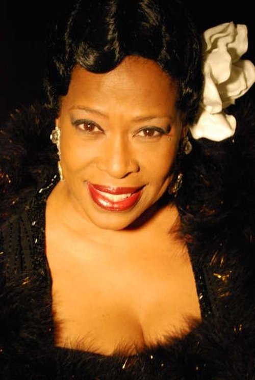 Charlotte Crossley as Jackie's Mom