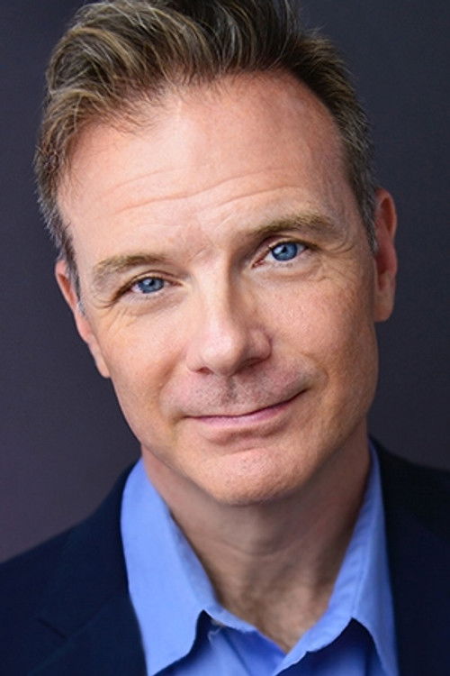 Drew McVety as Detective