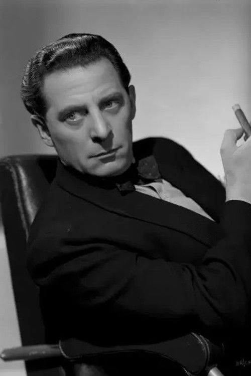 Charles Goldner as Massine