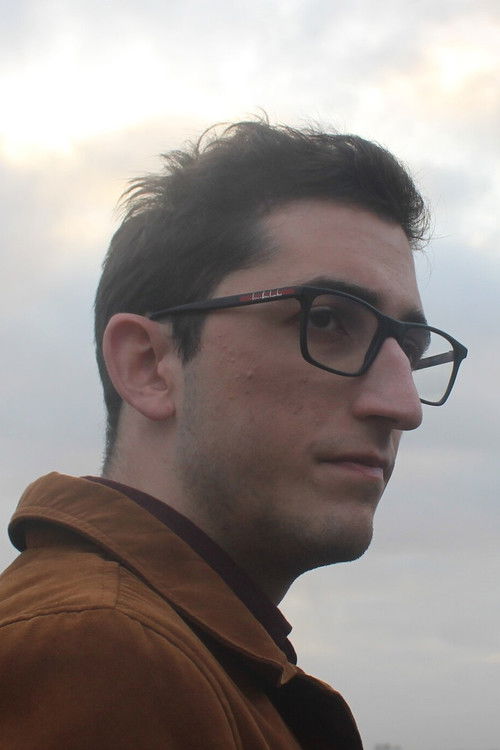 Tomás Paiva Ferreira as Self