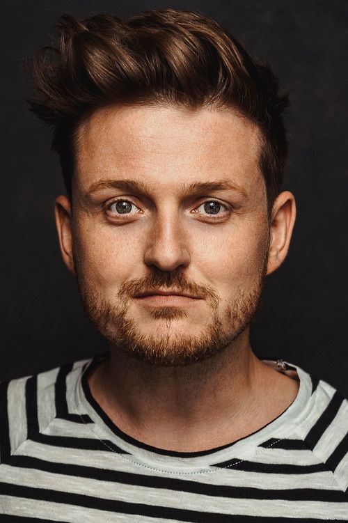 Benedikt Hahn as Günther Eike Dreital