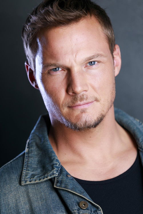 Chuck Hittinger as Skip