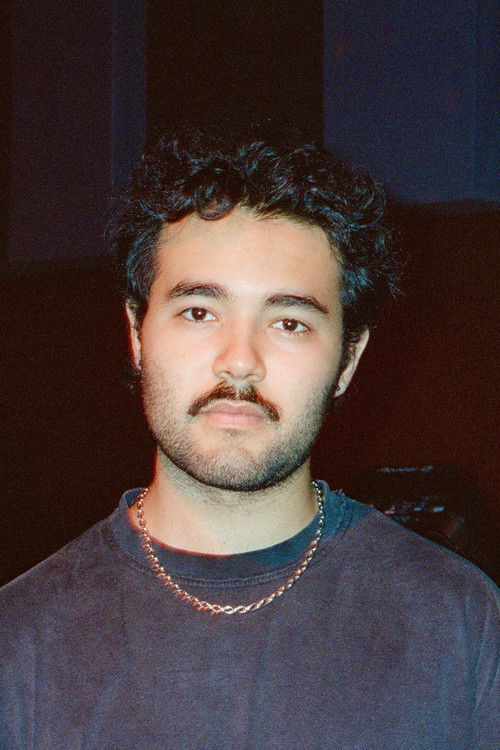 Eduardo Machado as Dut