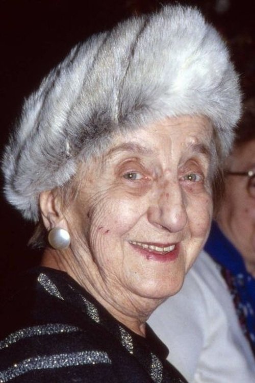 Rosl Mayr as Haushälterin bei Höllriegel