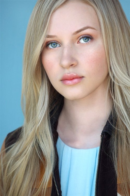 Lily Keene as Bianca