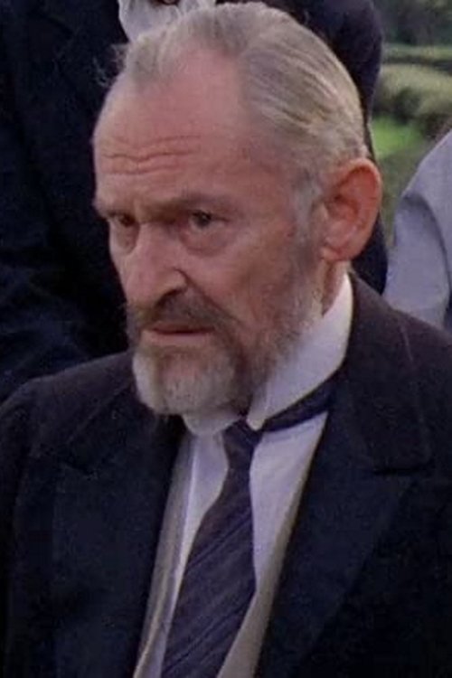 Alan Webb as Sir Reginald