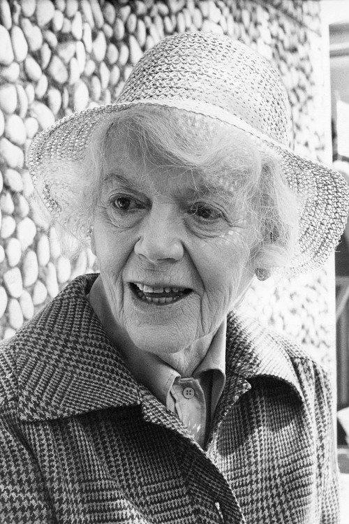 Johanna Hofer as Frau Kleist