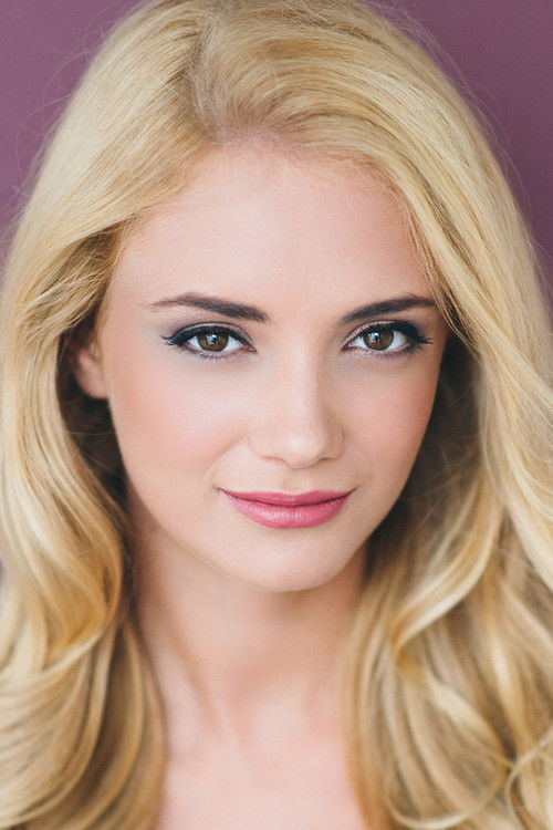 Rachel Delduca as Beth