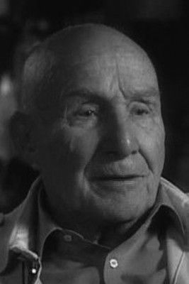 David Swift as Player King