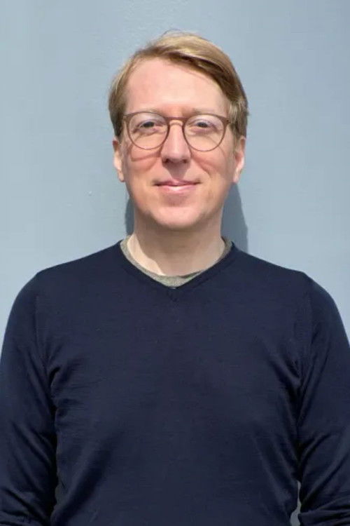 Andrew Utterson as Martin Handford