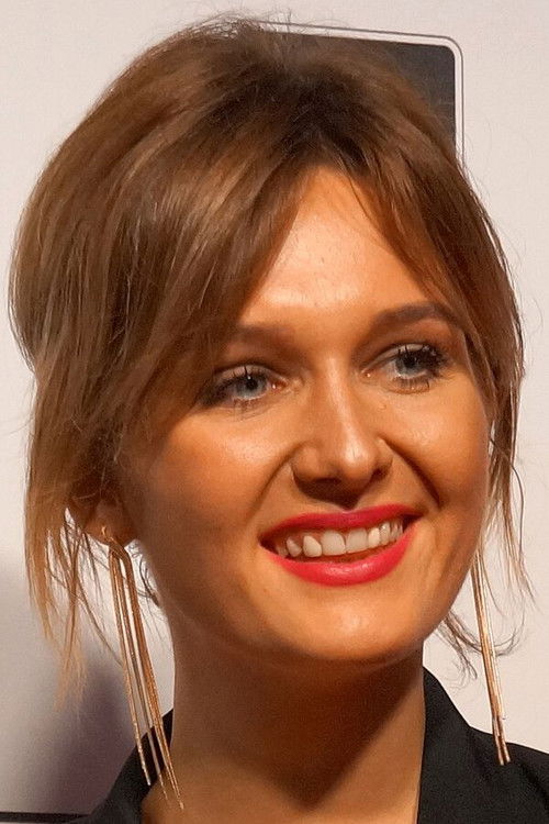 Louise De Bisscop as Sandra Craemer