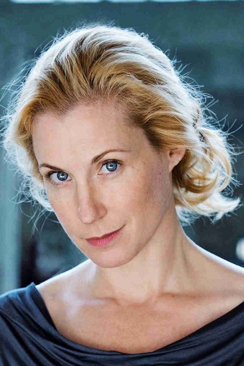 Astrid Posner as Anna von Thurau