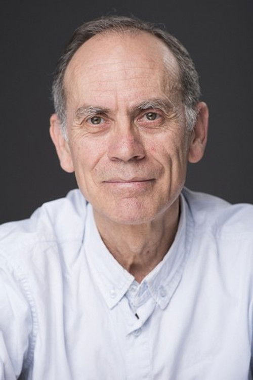 Vicente León as Manuel Azaña / Francisco Maldonado (voice)