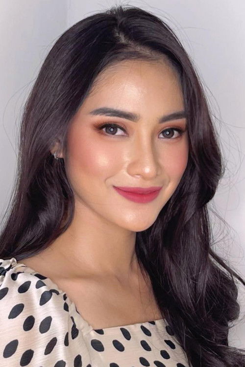 Devina Kirana as Niken