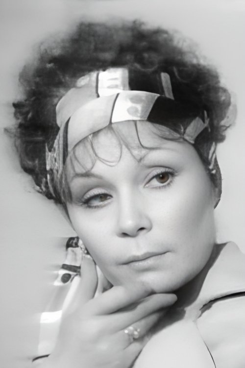 Odile Poisson as Yvette