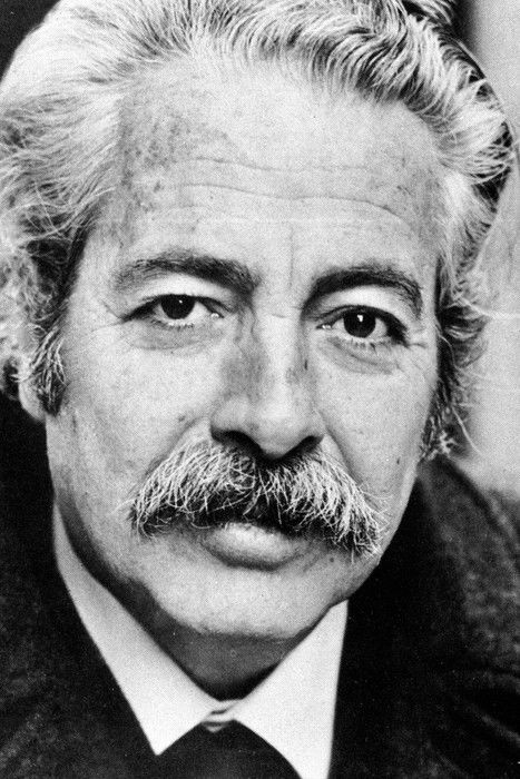 Antonio Pierfederici as Oscar