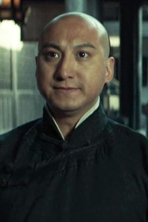 Li Binghan as Long Si