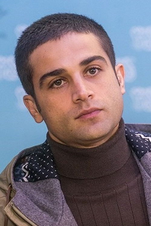 Arman Darvish as Salim