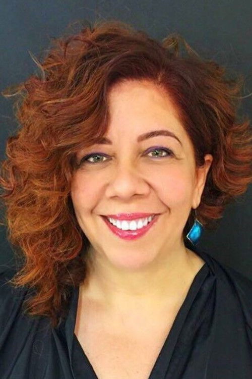 Valéria Marchi as Renata