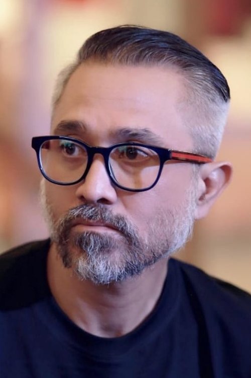 Lukman Sardi as Miko's Dad