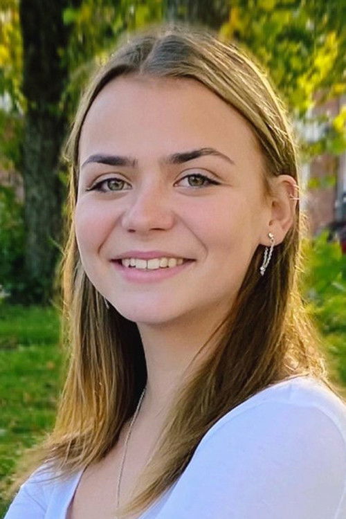 Hedvig Nilsson as Lise