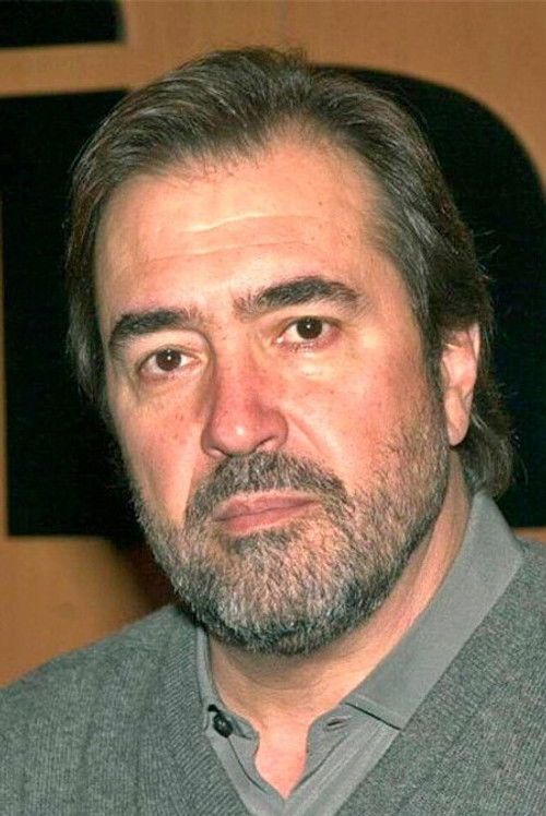 Patxi Andión as Manolo