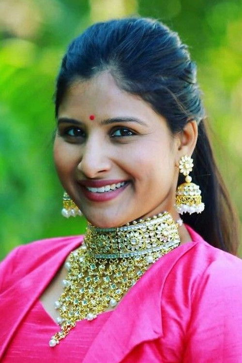 Mangli Satyavathi as 