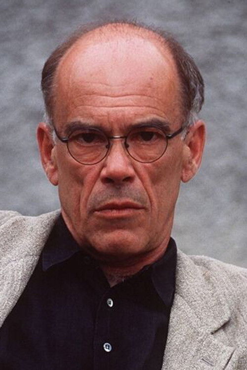 Bernd Fischerauer as Kanzlist Klinger