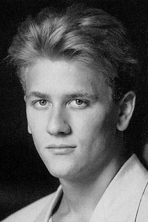 Gresby Nash as Fruity Metcalfe