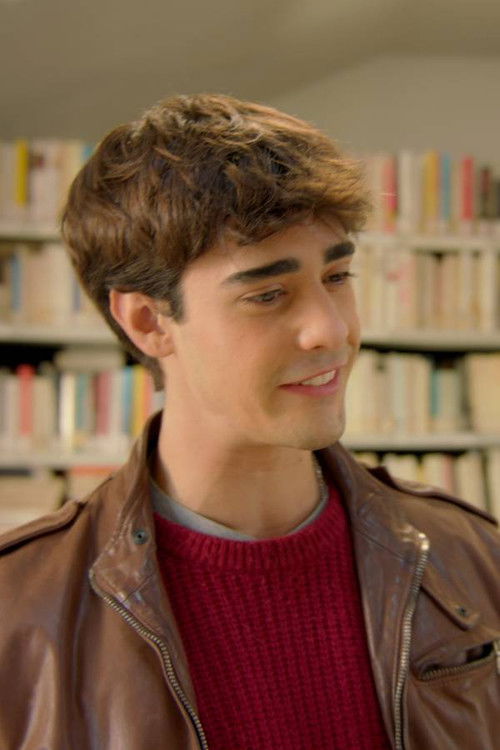 Francesco Isasca as Roberto