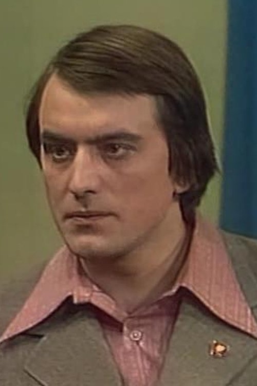 Anatoli Guzenko as Просов